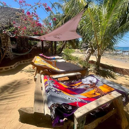 Tamarin Lodge Ampangorinana Luaran gambar