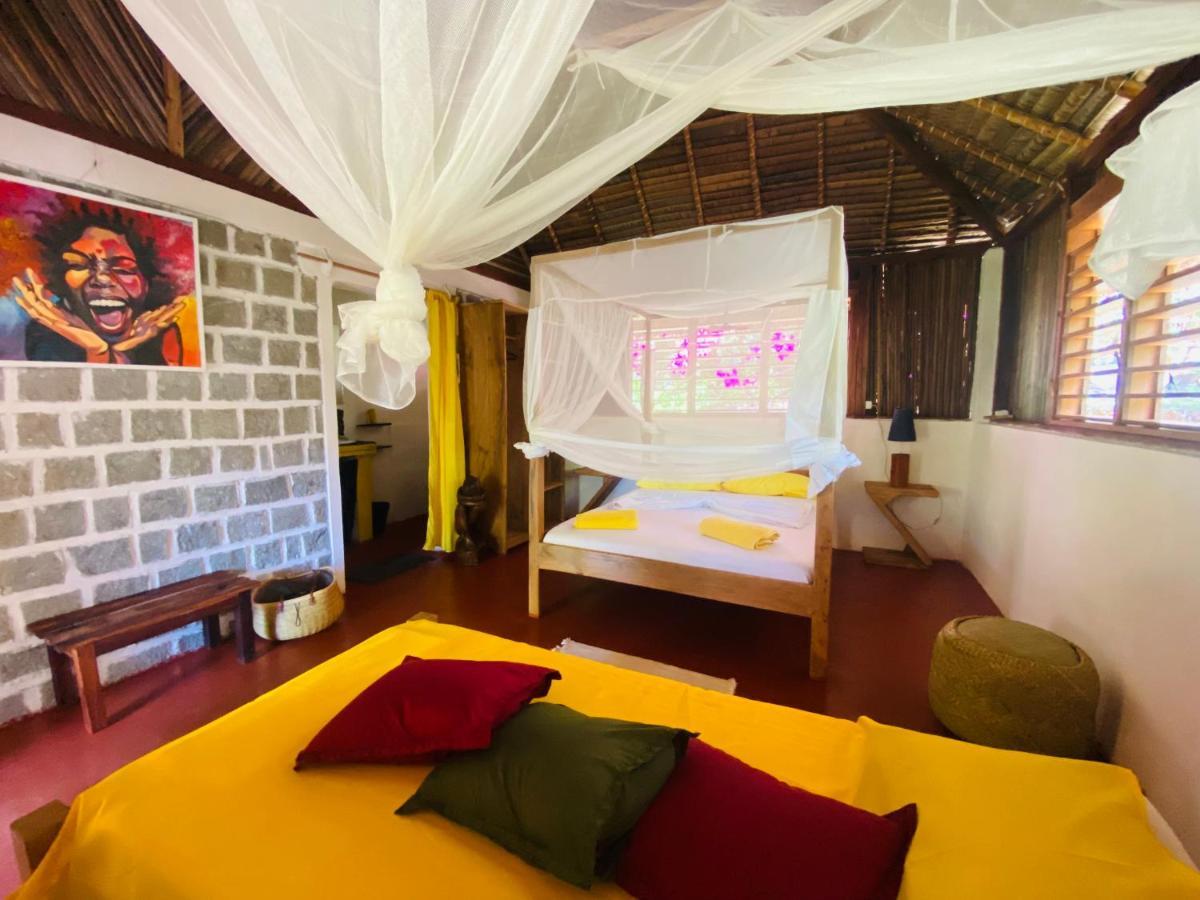 Tamarin Lodge Ampangorinana Luaran gambar