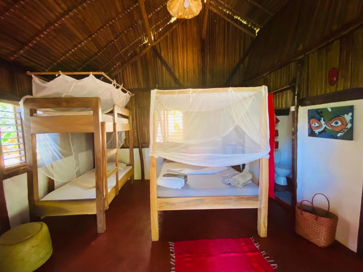 Tamarin Lodge Ampangorinana Luaran gambar