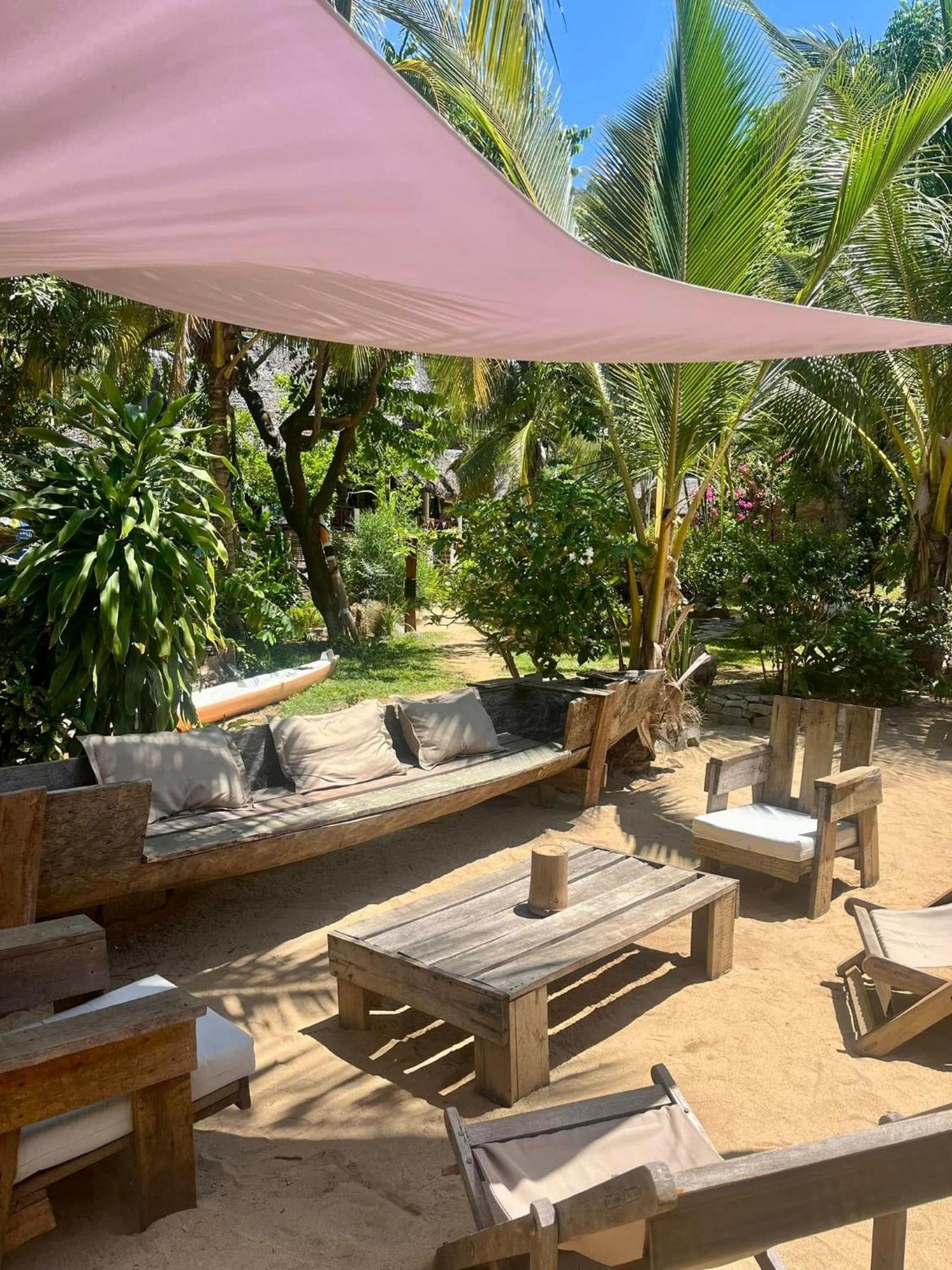 Tamarin Lodge Ampangorinana Luaran gambar
